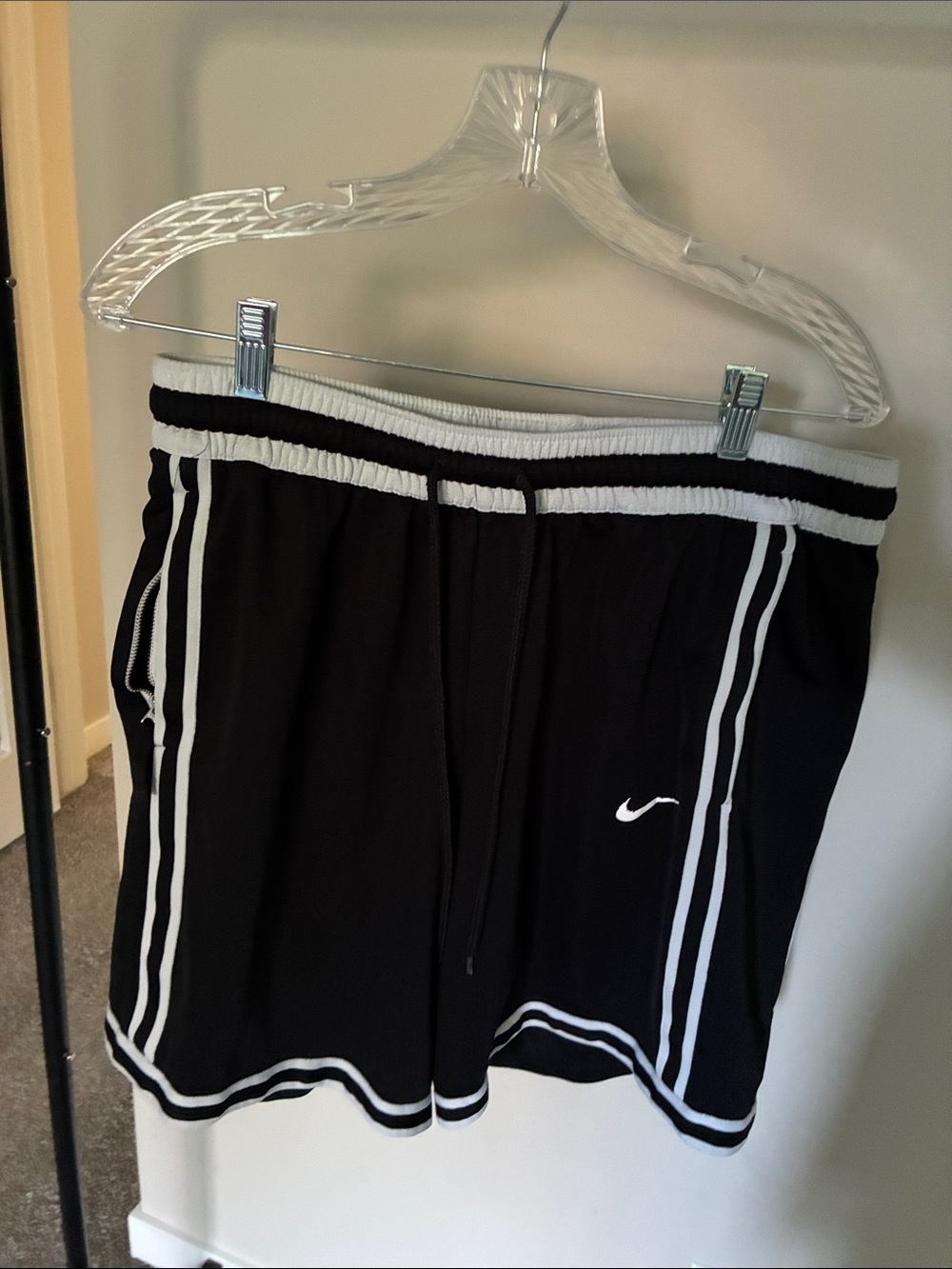 Nike Black and White Athletic Men's Shorts